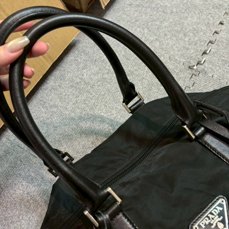 Prada尼龍旅行袋-3