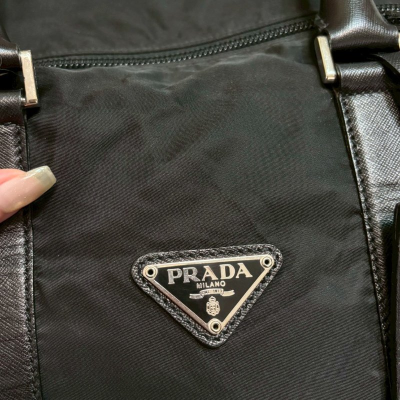 Prada尼龍旅行袋-6