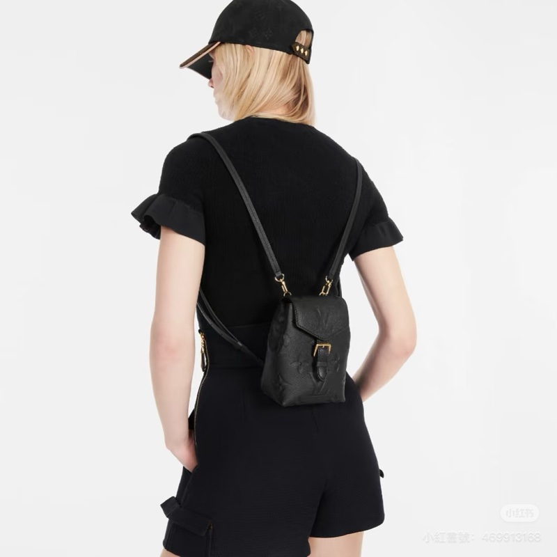 lv tiny 全皮壓紋小書包-1