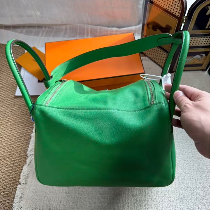 🌈Hermes💚Lindy 30🌟綠色銀扣💚99新💚swift皮🌟lindy30🌟Lindy🌟愛馬仕🌟-9