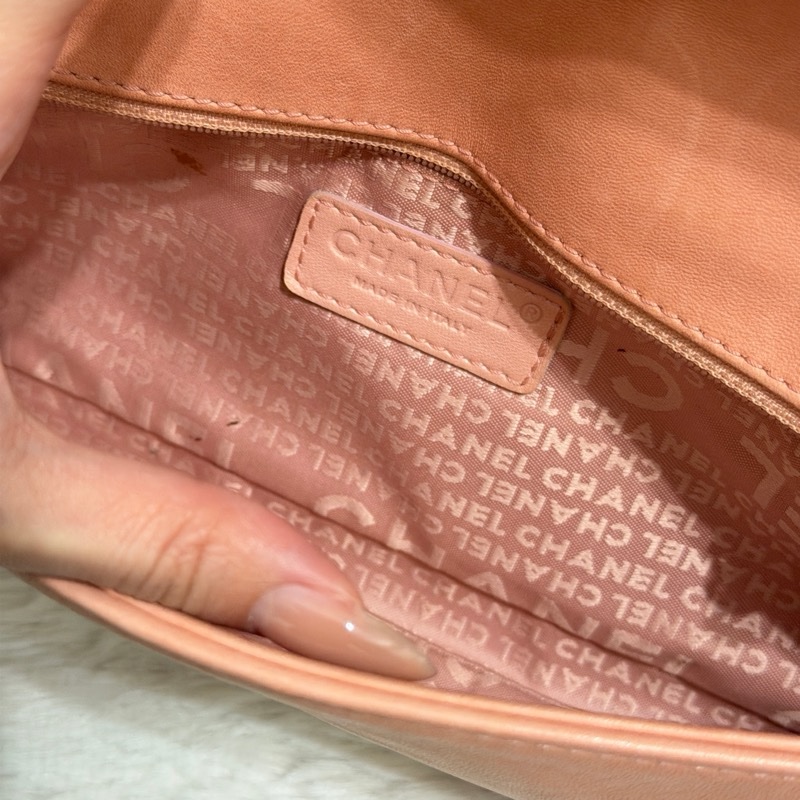 Chanel 中古香奈兒粉色羊皮肩背包腋下包法棍包冰格包-22