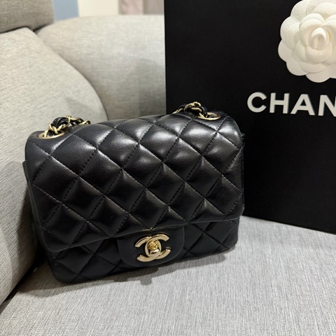 Chanel 方胖 淡金