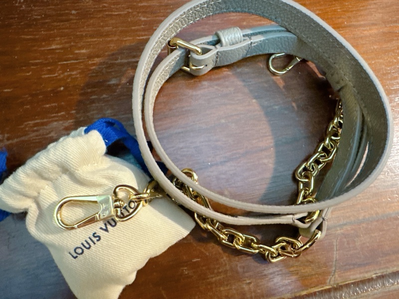 LV Speedy Bandoulière 20-8