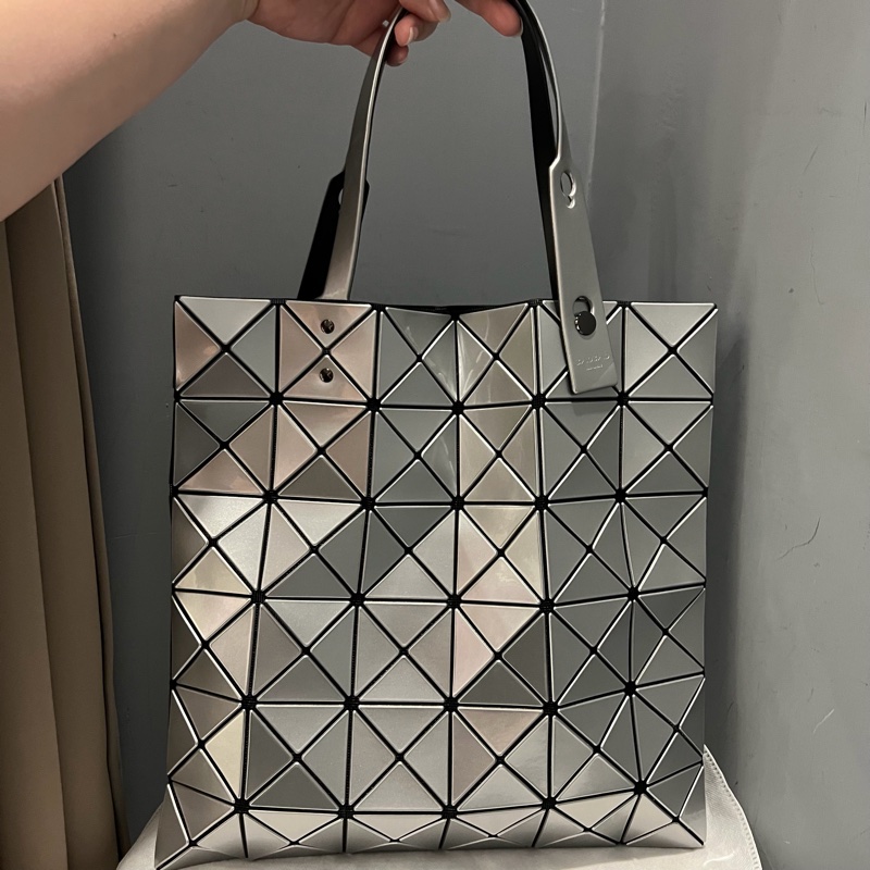 Issey miyake 三宅一生 6X6 BAO BAO包 手提包 肩背包 銀色-1