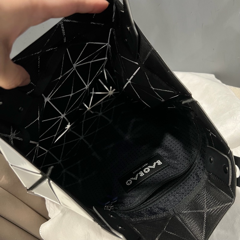 Issey miyake 三宅一生 6X6 BAO BAO包 手提包 肩背包 銀色-3