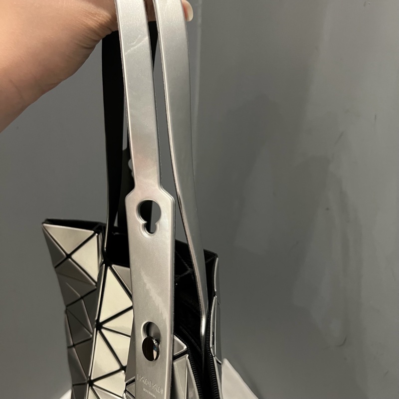 Issey miyake 三宅一生 6X6 BAO BAO包 手提包 肩背包 銀色-10