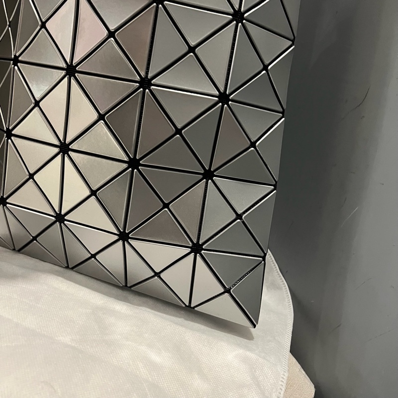 Issey miyake 三宅一生 6X6 BAO BAO包 手提包 肩背包 銀色-14