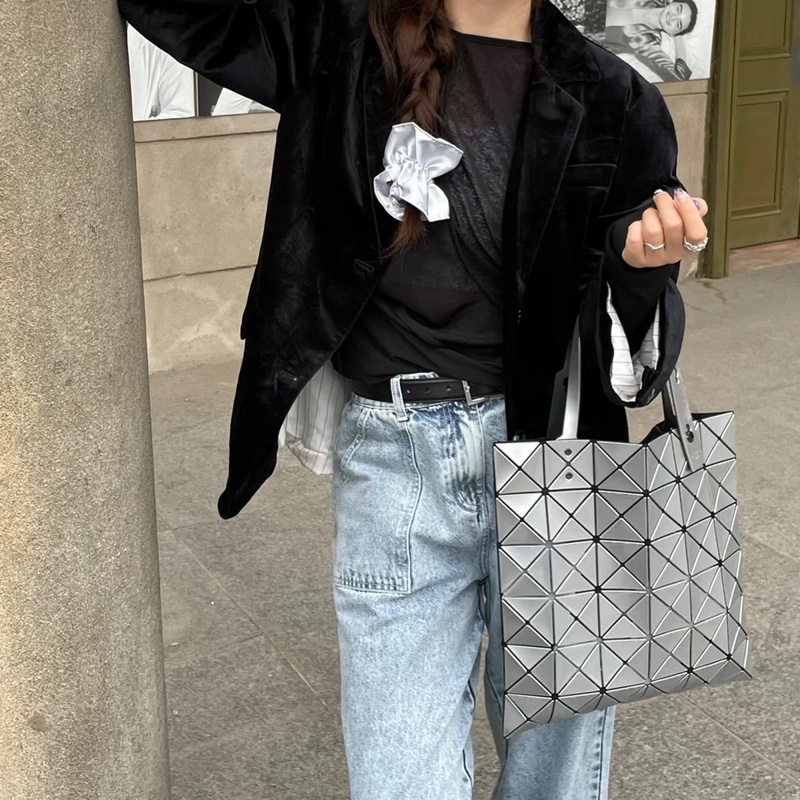 Issey miyake 三宅一生 6X6 BAO BAO包 手提包 肩背包 銀色-30