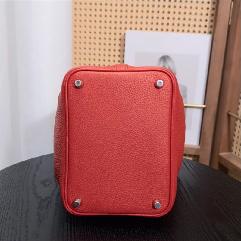 明艷動人😍低價出超划算🆕Hermes愛馬仕蕃茄紅銀扣菜籃子18手提包-10