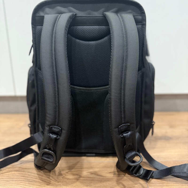 全新TUMI ALPHA 黑色 多用途背包-2