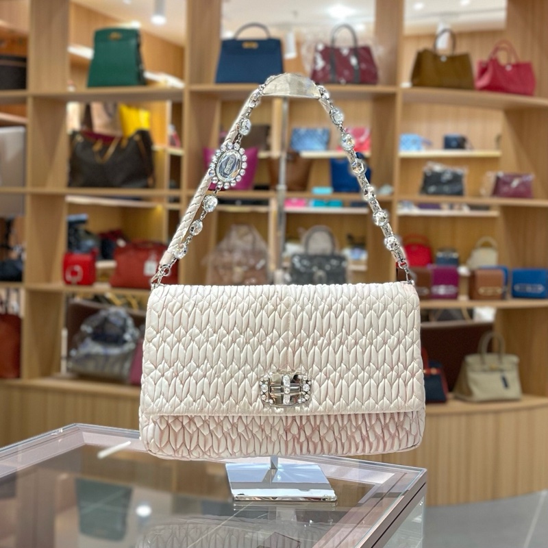 miumiu藕粉色水钻包中号-0