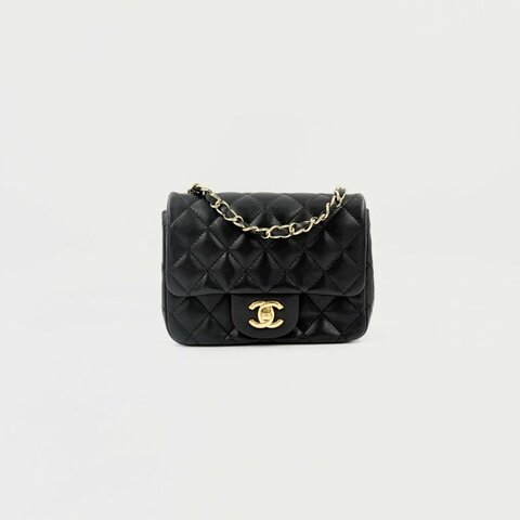 CHANEL - CHANEL黑色金釦菱格羊皮方胖╻ 17cm