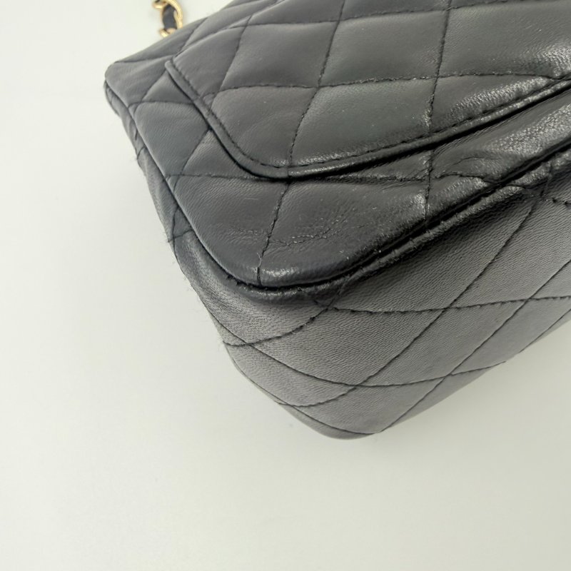 CHANEL - CHANEL黑色金釦菱格羊皮方胖╻ 17cm-10