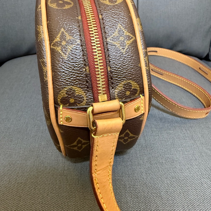 LV 經典老花軟圓餅包 M45578-13