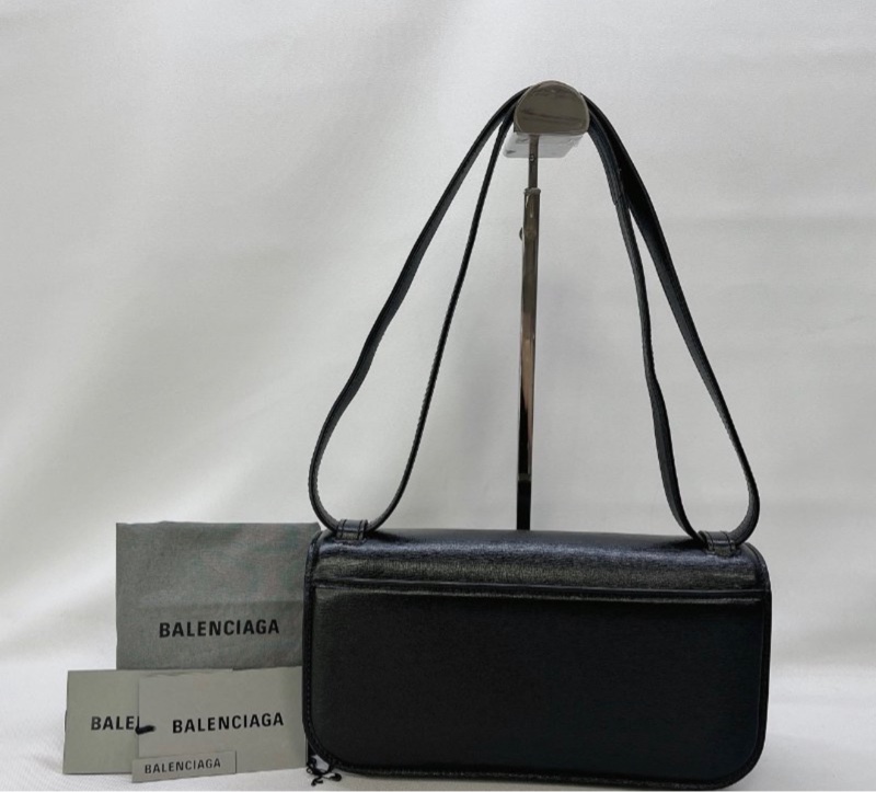 BALENCIAGA Gossip牛皮金扣單肩包-10