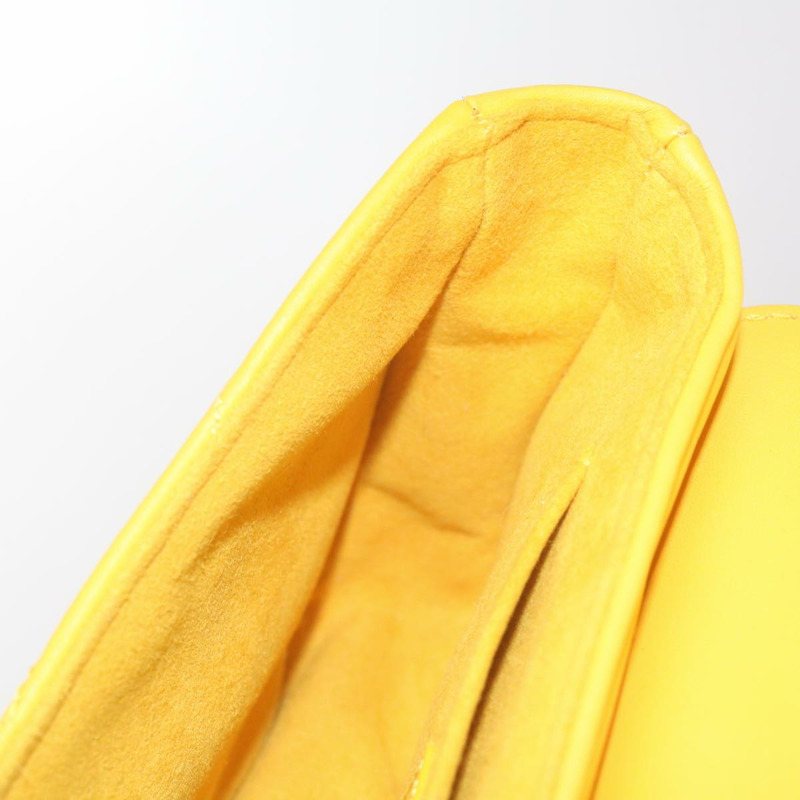 【日本直送】路易威登 New Wave 鏈條包 PM 單肩包 皮革 黃色 LV 正品 60852SAV-26