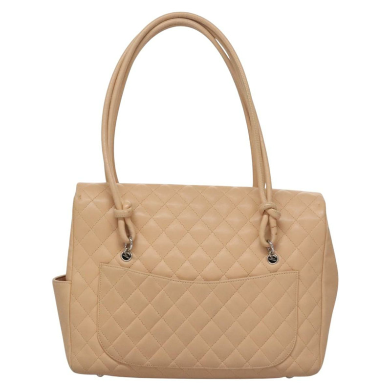 【日本直送】香奈兒 (CHANEL) 絎縫 Cambon 系列單背包，米色皮革，銀色雙C標誌，正品編號 110229SAV-1