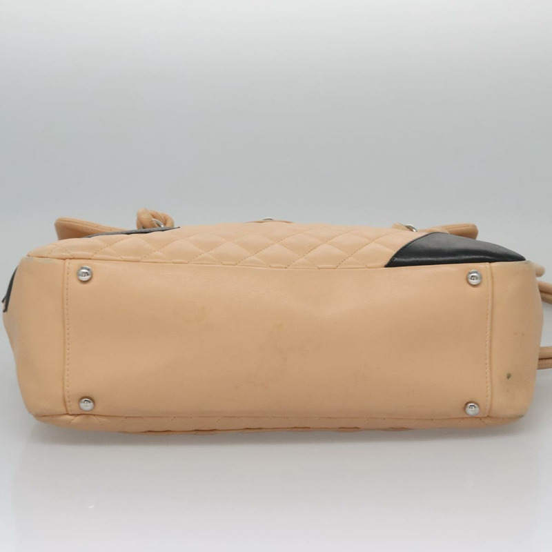 【日本直送】香奈兒 (CHANEL) 絎縫 Cambon 系列單背包，米色皮革，銀色雙C標誌，正品編號 110229SAV-5