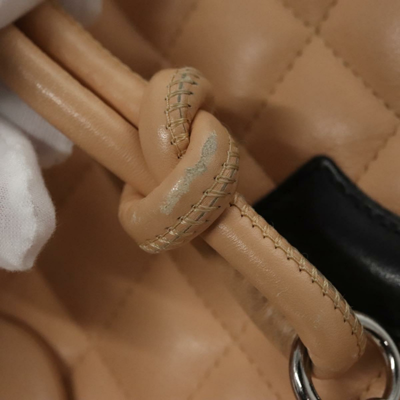 【日本直送】香奈兒 (CHANEL) 絎縫 Cambon 系列單背包，米色皮革，銀色雙C標誌，正品編號 110229SAV-7