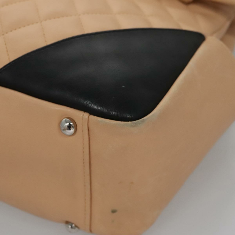 【日本直送】香奈兒 (CHANEL) 絎縫 Cambon 系列單背包，米色皮革，銀色雙C標誌，正品編號 110229SAV-16