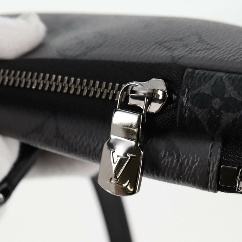 【日本直送】路易威登 Monogram Eclipse 雙手機包 灰色 M69534 LV Auth BA1275SAV-24