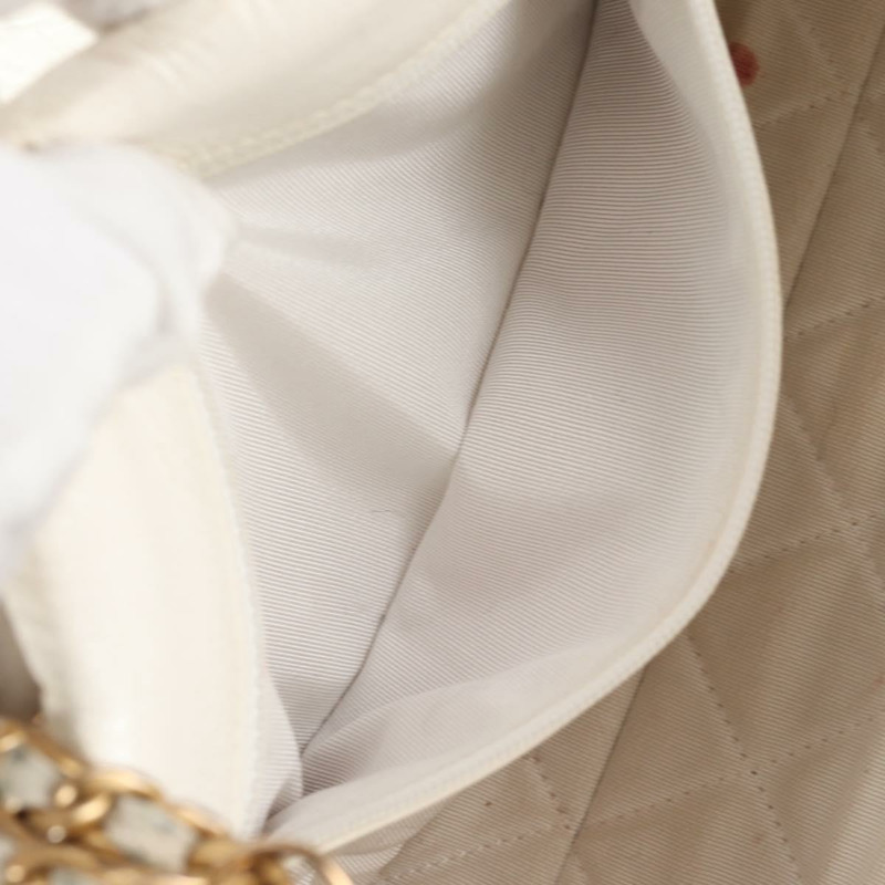 【日本直送】香奈兒鏈條肩背包 漆皮 白色 金色 CC 標誌 Auth 118910V-25