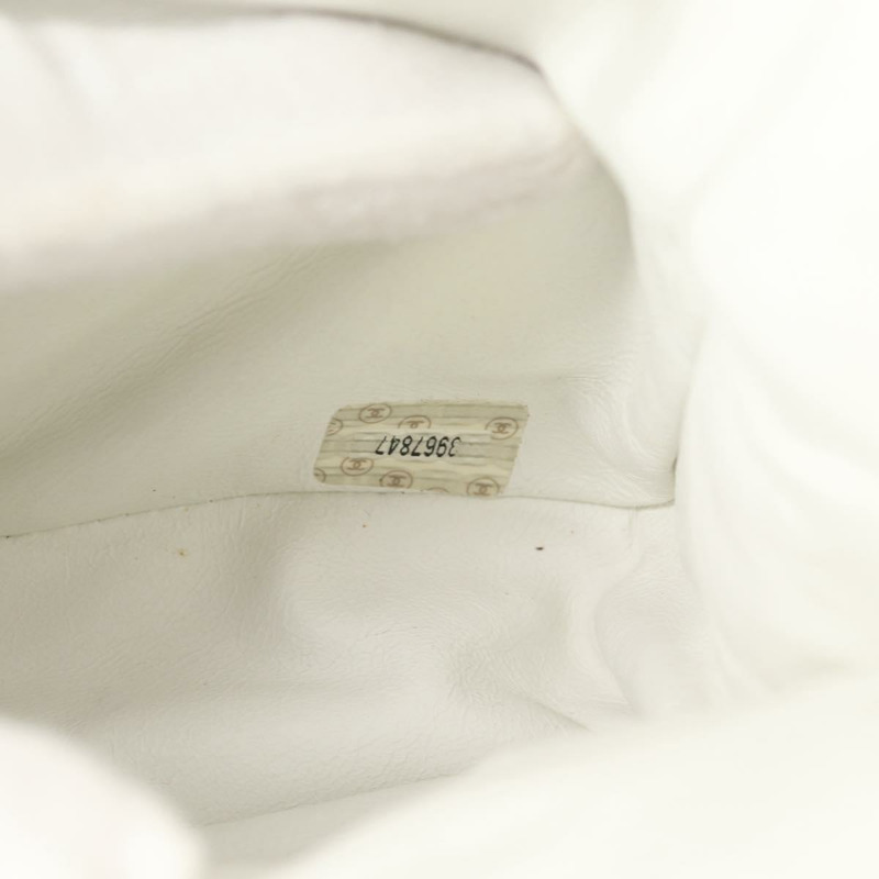 【日本直送】香奈兒 Matelasse 30 雙面鏈條包,羊皮材質,白色金色 CC 標誌,正品編號 bs17533SAV-9