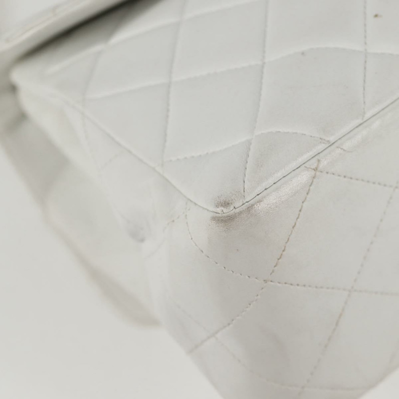 【日本直送】香奈兒 Matelasse 30 雙面鏈條包,羊皮材質,白色金色 CC 標誌,正品編號 bs17533SAV-20