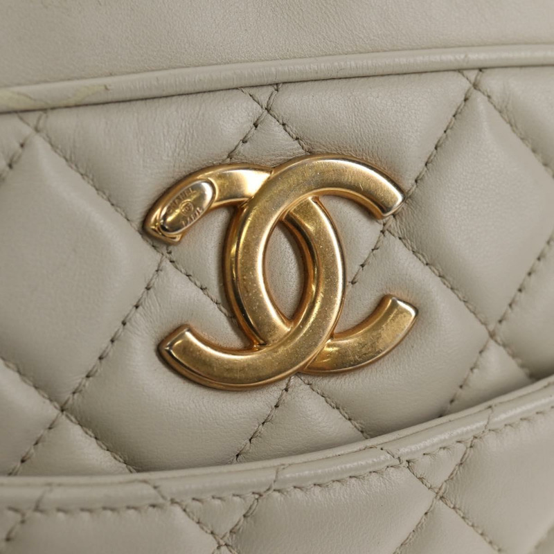 【日本直送】香奈兒 (CHANEL) 絎縫鏈條單肩包 白色皮革 CC 正品 BA6864SAV-19