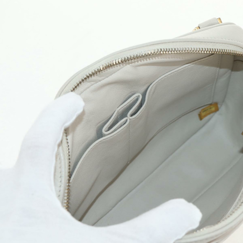 【日本直送】香奈兒 (CHANEL) 絎縫鏈條單肩包 白色皮革 CC 正品 BA6864SAV-23