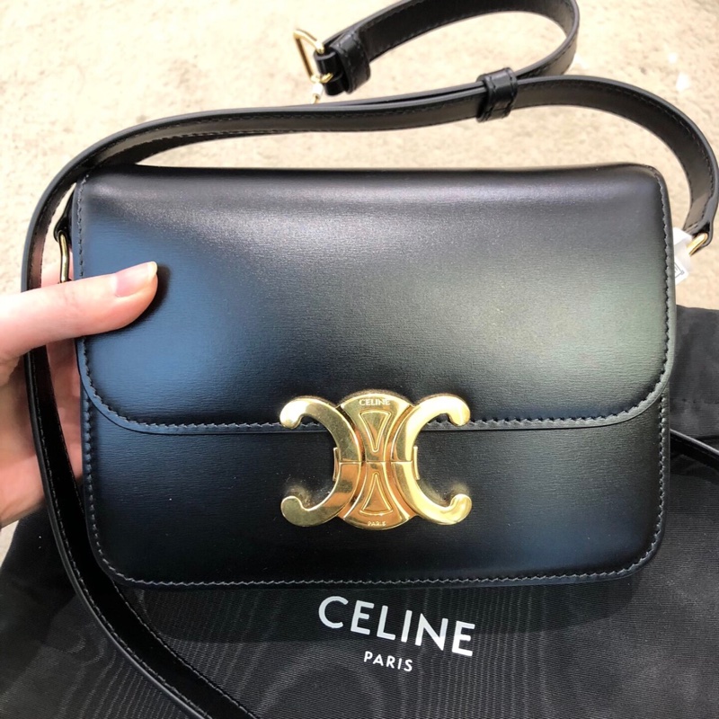 【96新✨ 全網最低價！】Celine 凱旋門 Teen 黑金 豆腐包（下單前先詢問庫存❗️）-0
