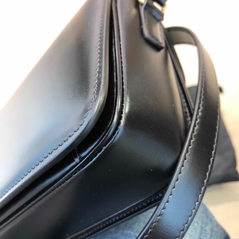 【96新✨ 全網最低價!】Celine 凱旋門 Teen 黑金 豆腐包(下單前先詢問庫存❗️)-3