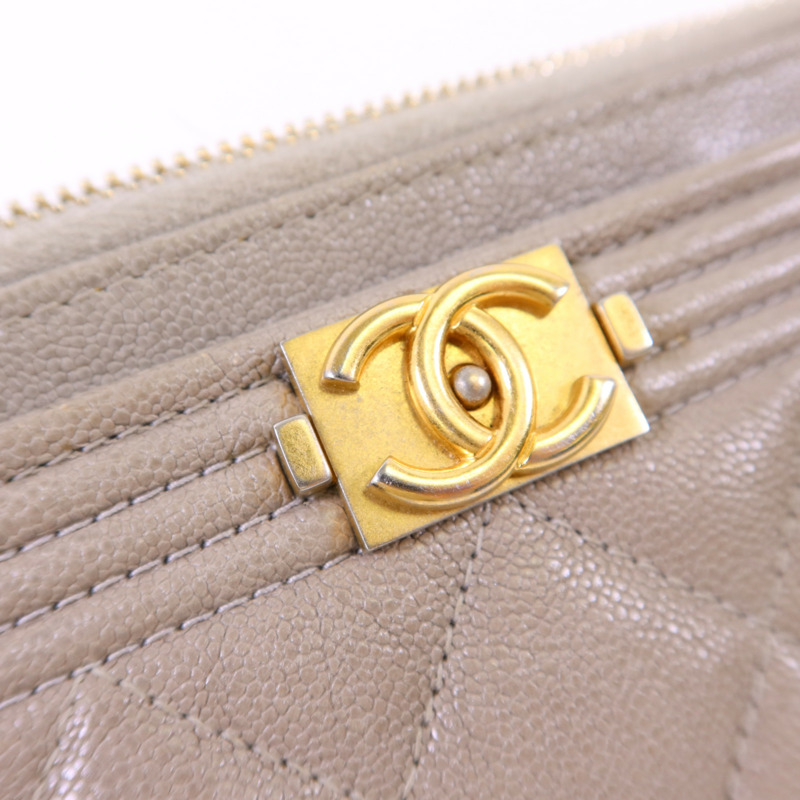 CHANEL 牛皮皮革Boy Long Wallet金扣長錢包-15