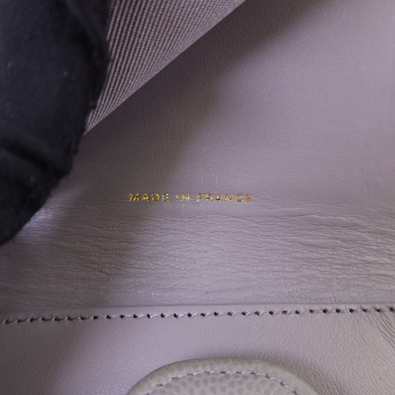 CHANEL 牛皮皮革Fold Wallet金扣錢包-7