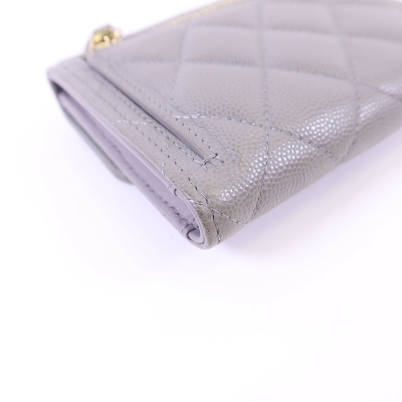 CHANEL 牛皮皮革Fold Wallet金扣錢包-13