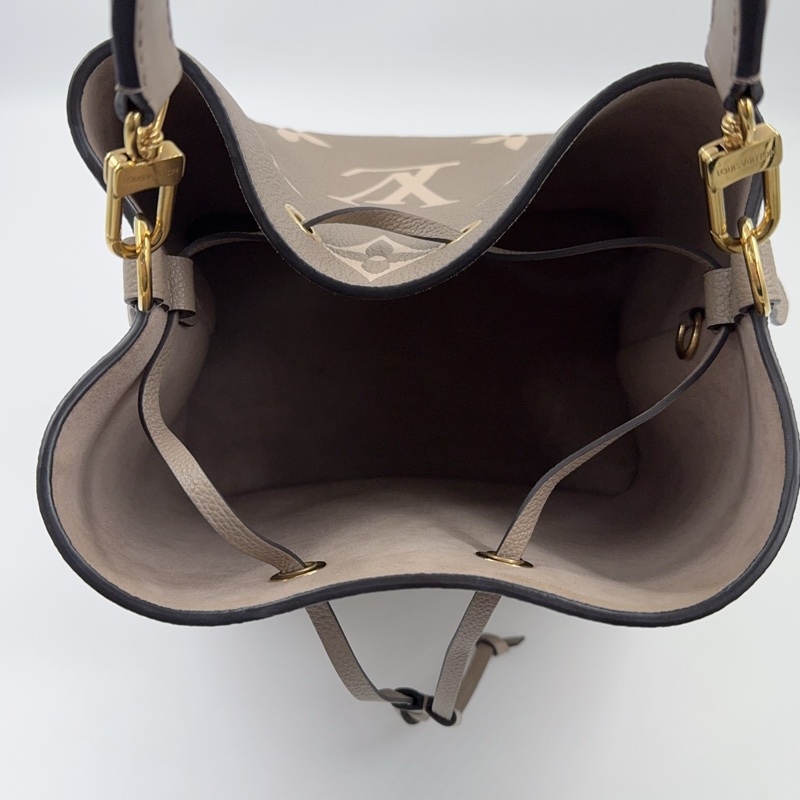 LV斑鳩灰牛皮NeonoeMM抽繩水桶包M45555（無內袋）-13