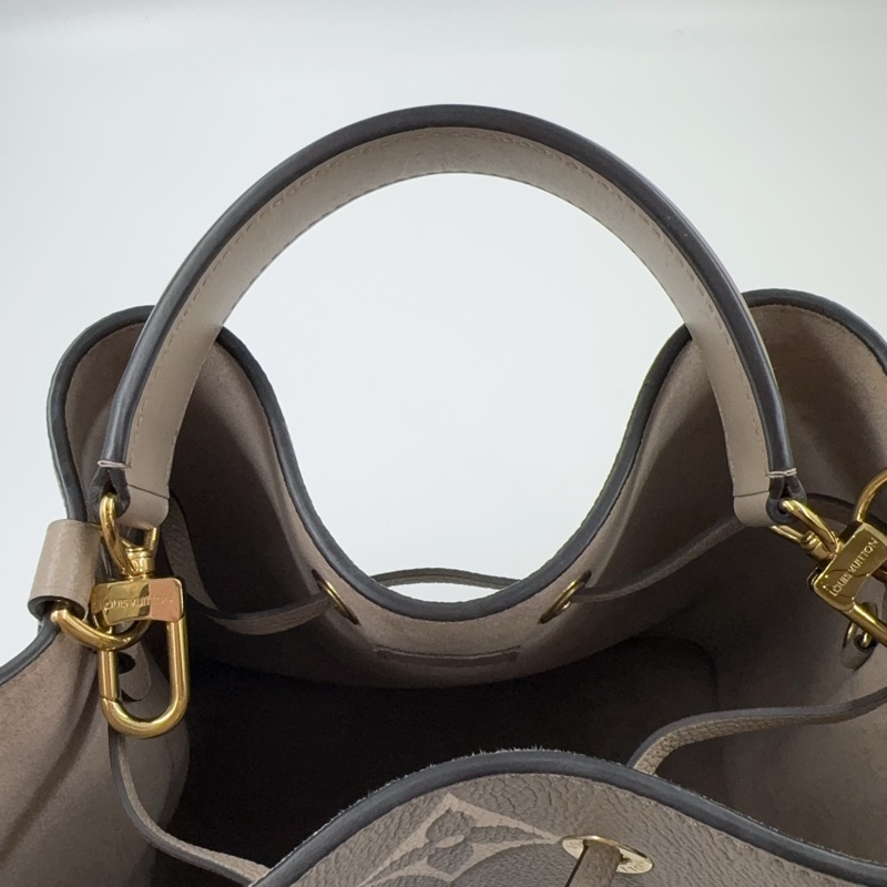 LV斑鳩灰牛皮NeonoeMM抽繩水桶包M45555（無內袋）-19