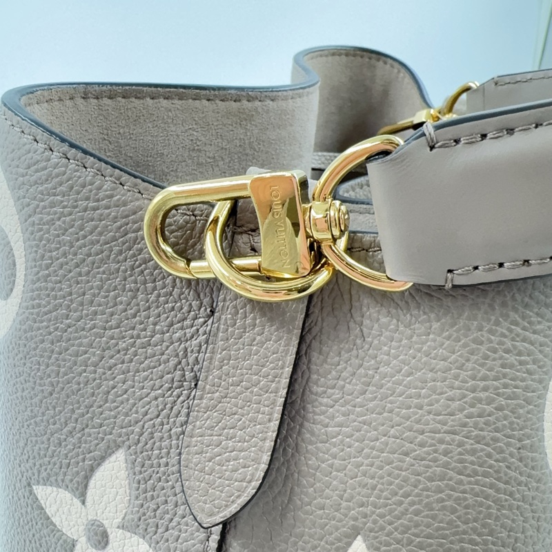 LV斑鳩灰牛皮NeonoeMM抽繩水桶包M45555（無內袋）-24