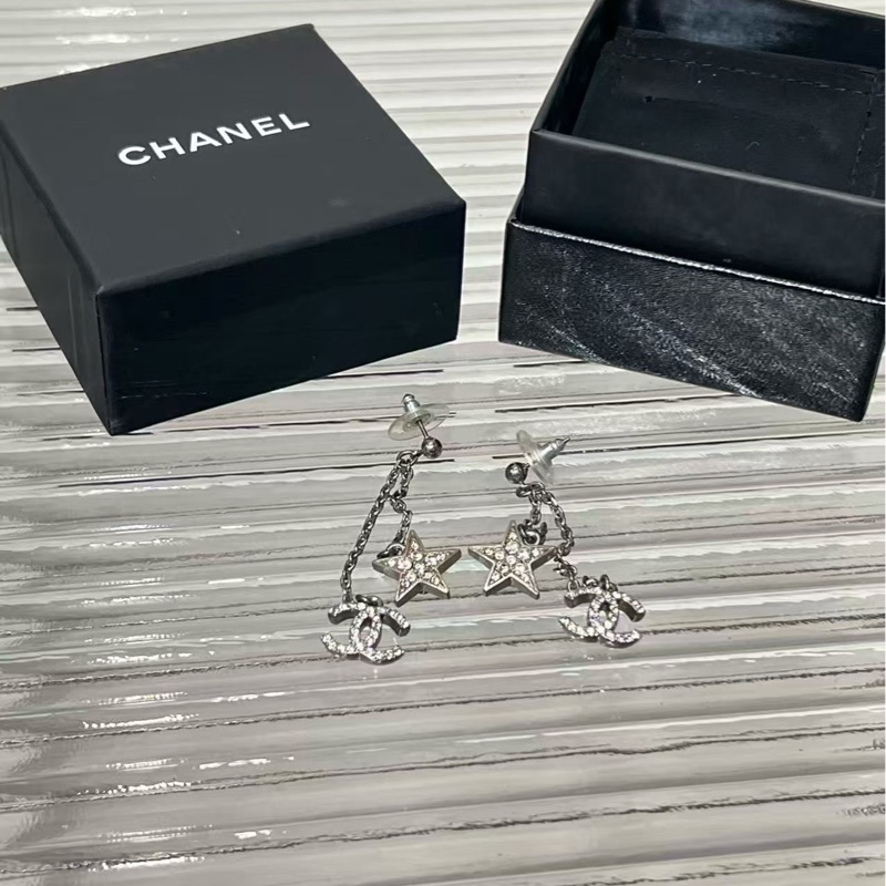 🔥新到:Chanel香奈兒星星鏈條耳飾,經典雙C標誌+星星-3