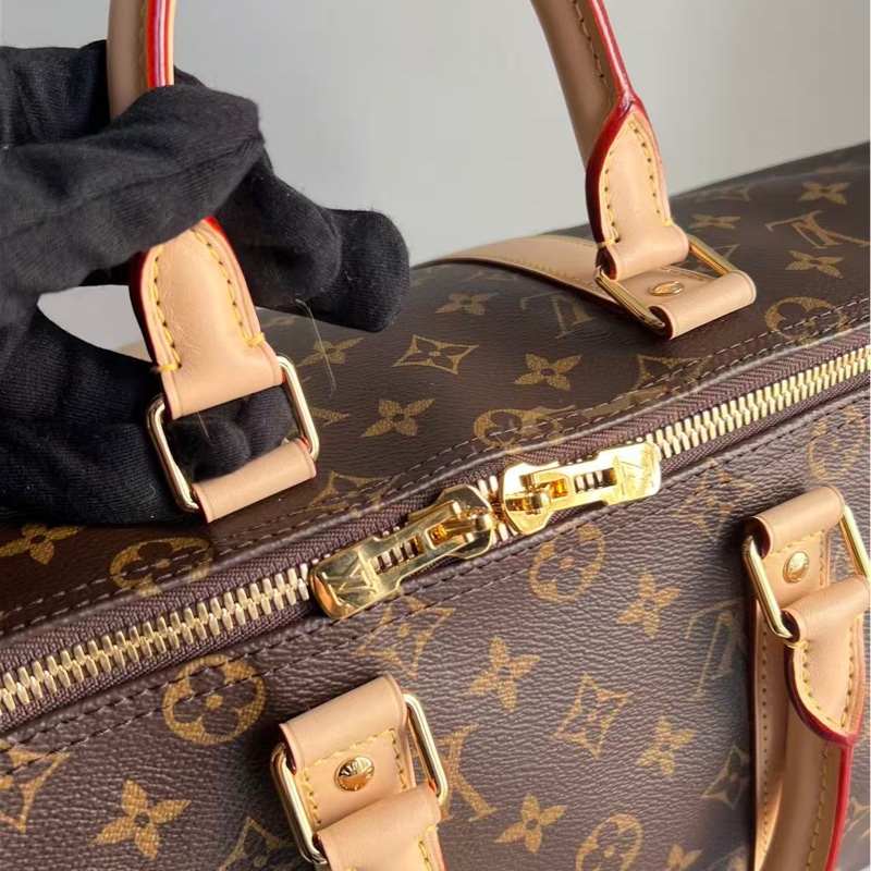 🔥新到：99🆕 25年全原 LV / 路易威登老花金扣keepall45旅行包 機場包，尺寸：45 x 27x 20CM🉐-8
