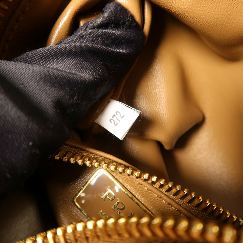 PRADA 牛皮皮革Aimee金扣肩背袋-7