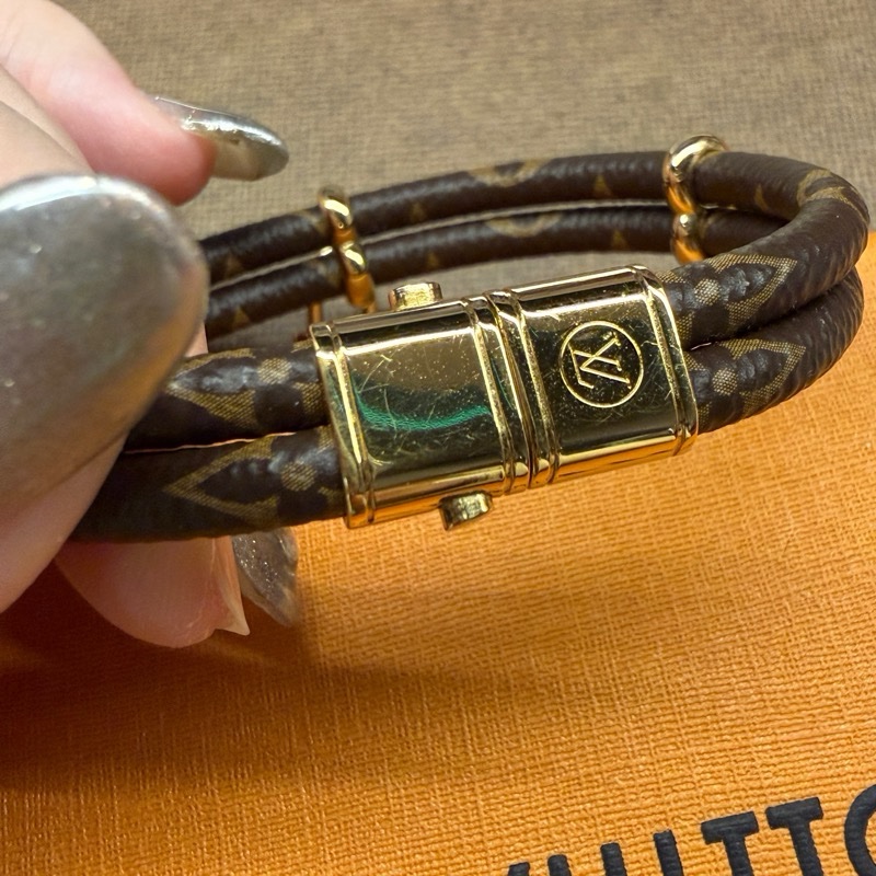 LOUIS VUITTON 鎖頭手環-10