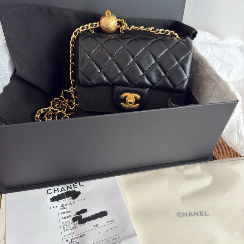 全新CHANEL黑色羊皮金球方胖AS1786-0