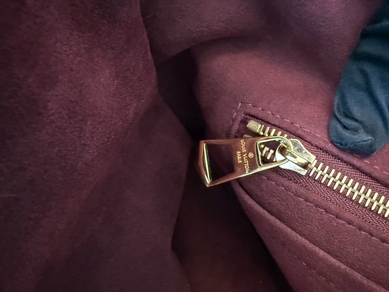 近新LV老花Carry All PM側背包肩背包M46203-13