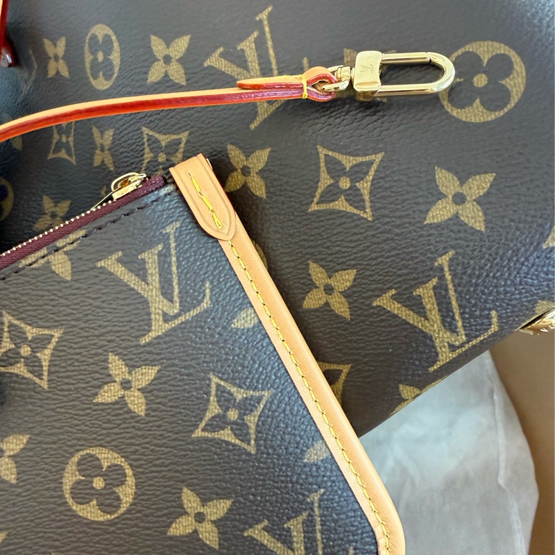 近新LV老花Carry All PM側背包肩背包M46203-19