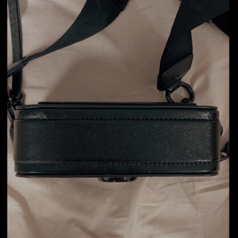 MARC JACOBS THE SNAPSHOT DTM全黑相機包-9