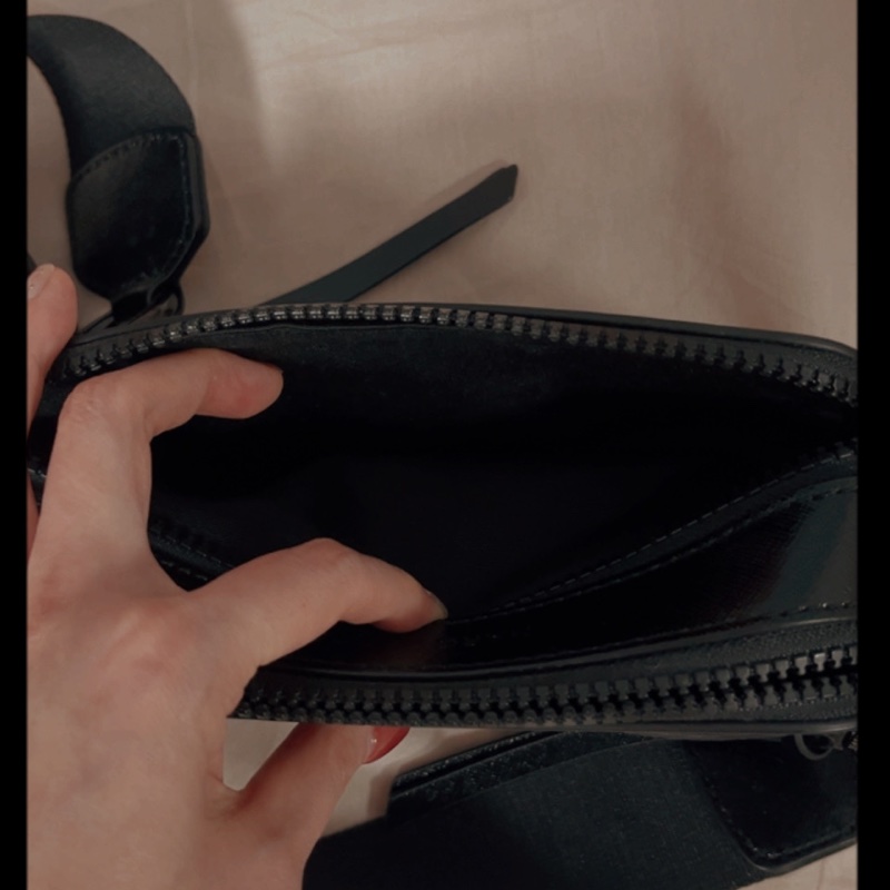 MARC JACOBS THE SNAPSHOT DTM全黑相機包-11