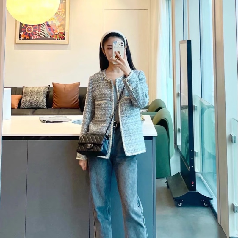 全新CHANEL黑色小羊皮菱格紋淡金扣20cm Mini COCO口蓋包A69900-12