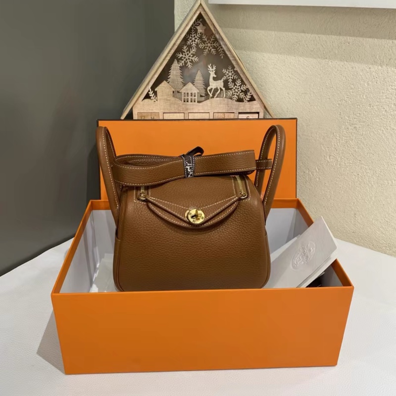 一代 愛馬仕 mini Lindy 金棕金扣 全新閒置-0