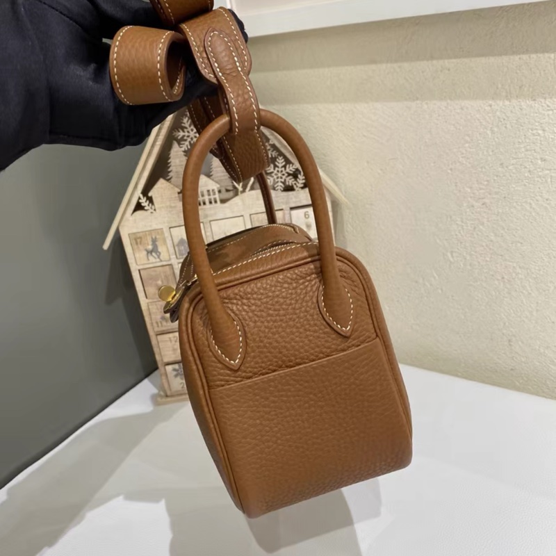 一代 愛馬仕 mini Lindy 金棕金扣 全新閒置-7